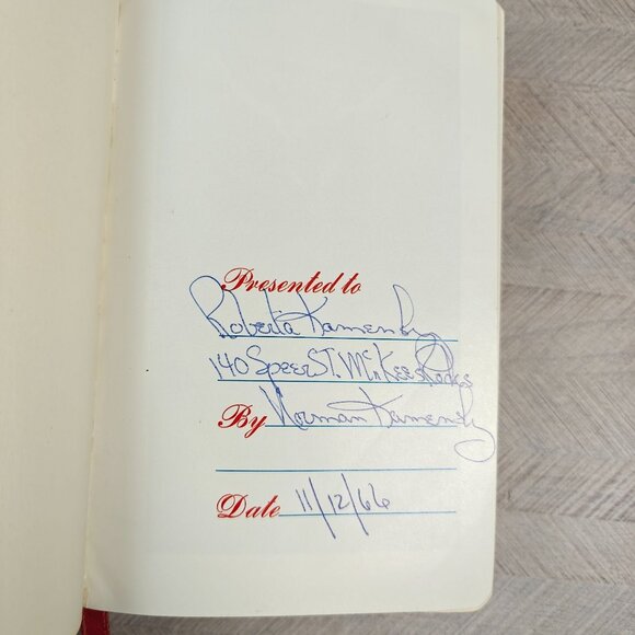 Vintage 1966 The New Catholic Family Missal Leatherbound - Picture 4 of 10